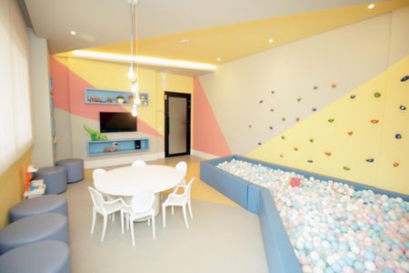 Apartamento à venda com 93m², 3 quartos e 2 vagasÁrea comum