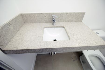 Apartamento à venda com 93m², 3 quartos e 2 vagasBanheiro da Suíte 1