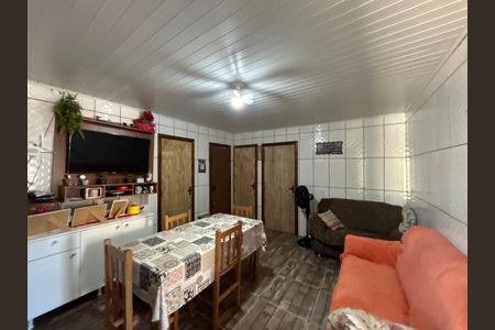 Casa à venda com 100m², 3 quartos e 1 vagaSala