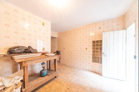 Casa à venda com 176m², 4 quartos e 2 vagasCozinha da Edícula 