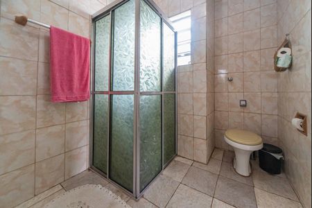 Casa à venda com 176m², 4 quartos e 2 vagasBanheiro do Quarto 2