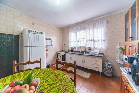 Casa à venda com 176m², 4 quartos e 2 vagasCozinha 