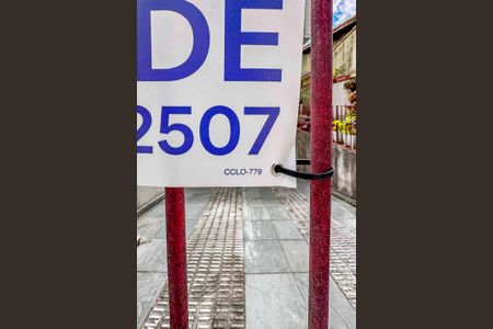 Casa à venda com 176m², 4 quartos e 2 vagasPLaca Instalada na Fachada