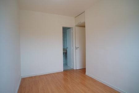 Quarto 2 de apartamento para alugar com 2 quartos, 52m² em Passo das Pedras, Porto Alegre