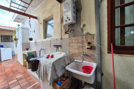 Casa à venda com 190m², 4 quartos e 2 vagasÁrea de Serviço