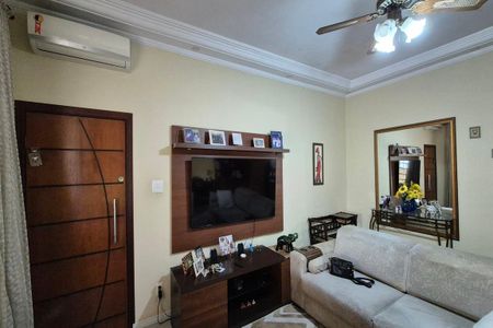 Casa à venda com 190m², 4 quartos e 2 vagasSala 