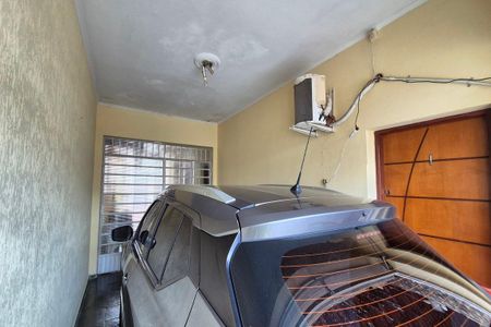 Casa à venda com 190m², 4 quartos e 2 vagasGaragem 