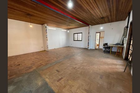 Sala de casa à venda com 5 quartos, 550m² em Vila Pirajussara, São Paulo