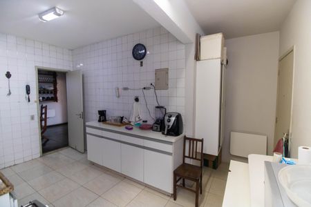 Apartamento para alugar com 130m², 3 quartos e 1 vagaCozinha e Área de Serviço