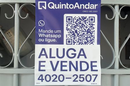 Casa à venda com 67m², 2 quartos e 1 vagaPlaquinha Instalada