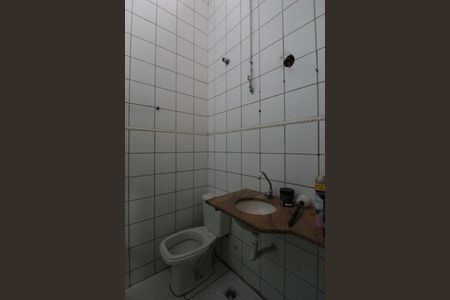 Casa à venda com 67m², 2 quartos e 1 vagaBanheiro Social