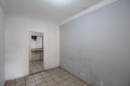 Casa à venda com 67m², 2 quartos e 1 vagaSala