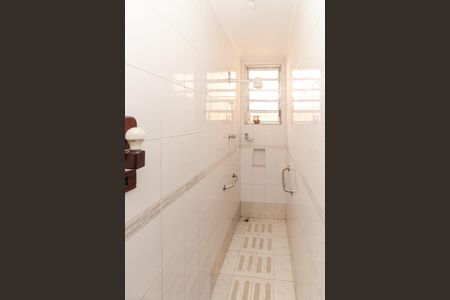 Banheiro da Suíte de casa à venda com 3 quartos, 300m² em Parque Vitoria, São Paulo