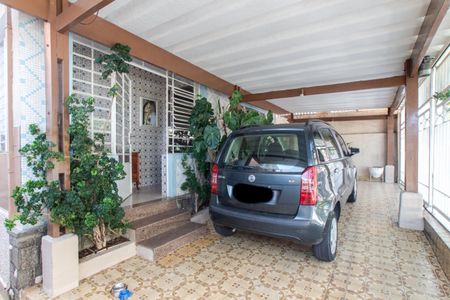 Casa à venda com 300m², 3 quartos e 2 vagas Casa à venda com 300m², 3 quartos e 2 vagasGaragem