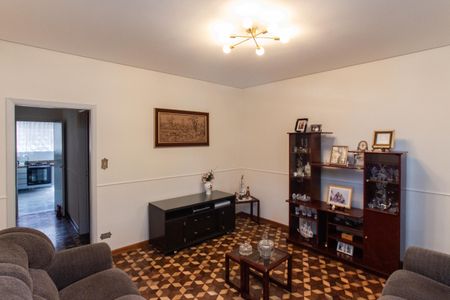 Casa à venda com 300m², 3 quartos e 2 vagas Casa à venda com 300m², 3 quartos e 2 vagasSala