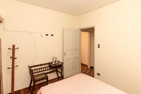 Casa à venda com 300m², 3 quartos e 2 vagas Casa à venda com 300m², 3 quartos e 2 vagasSuíte