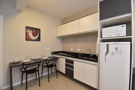 Studio de kitnet/studio para alugar com 1 quarto, 25m² em Centro, Curitiba