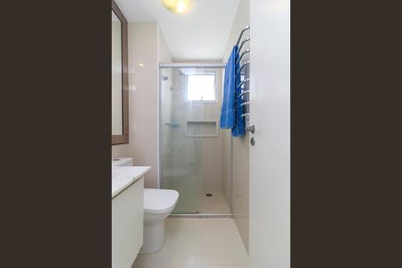 Apartamento para alugar com 73m², 2 quartos e 2 vagasSuíte 1 - Banheiro