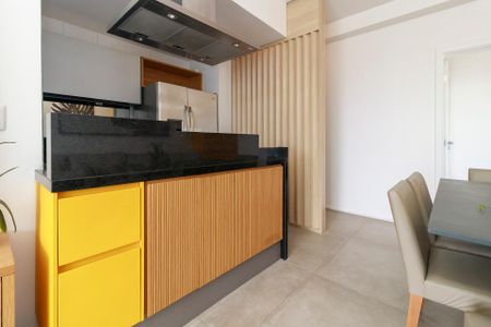Apartamento para alugar com 73m², 2 quartos e 2 vagasSala