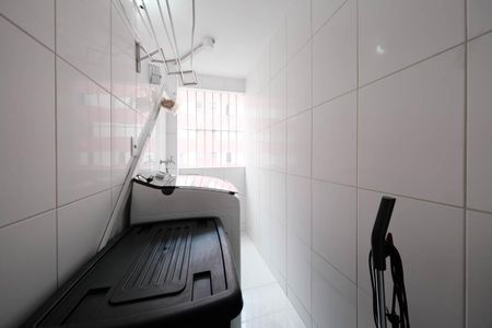 Apartamento à venda com 48m², 2 quartos e sem vagaCozinha e Área de Serviço