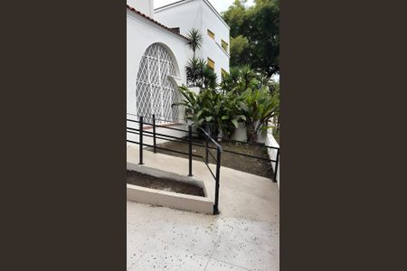 Casa para alugar com 200m², 1 quarto e 5 vagas