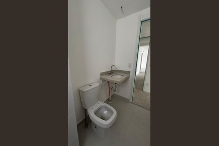 Apartamento para alugar com 165m², 3 quartos e 3 vagasBanheiro da Suíte 2