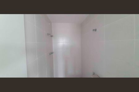 Apartamento à venda com 65m², 2 quartos e 2 vagasBanheiro Social