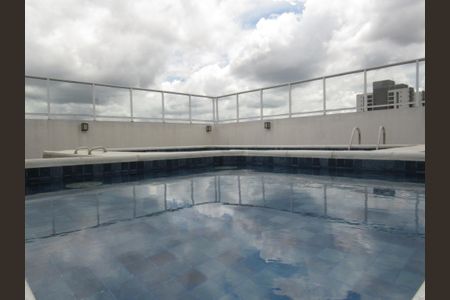 Apartamento à venda com 65m², 3 quartos e 2 vagasÁrea comum - Piscina