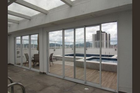 Apartamento à venda com 65m², 3 quartos e 2 vagasÁrea comum - Piscina