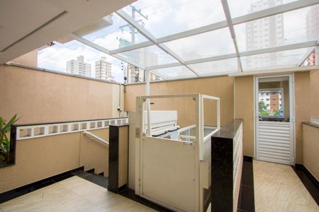 Apartamento à venda com 40m², 2 quartos e 1 vagaÁrea comum
