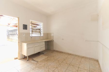 Cozinha de casa para alugar com 1 quarto, 50m² em Vila Aparecida, São Paulo