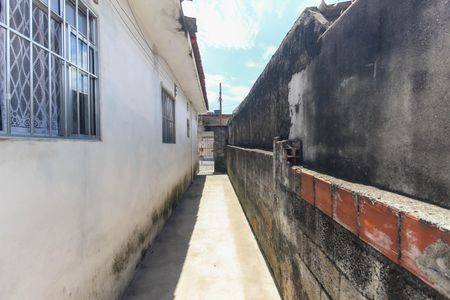 Casa para alugar com 50m², 1 quarto e 1 vagaCorredor Externo