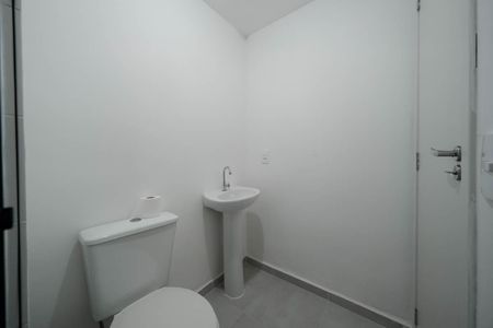 Apartamento para alugar com 38m², 2 quartos e sem vagaBanheiro