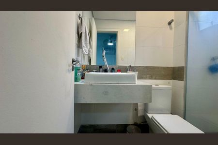 Apartamento à venda com 152m², 4 quartos e 2 vagasBanheiro 