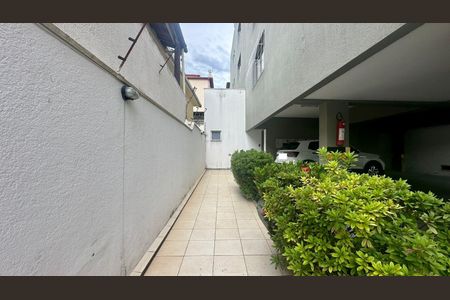 Apartamento à venda com 152m², 4 quartos e 2 vagasEntrada do prédio 