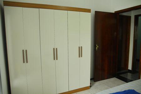 Casa para alugar com 250m², 3 quartos e 2 vagasQuarto 2 