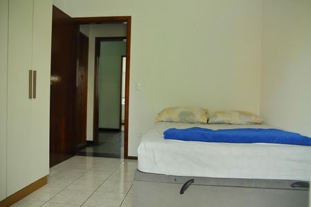 Casa para alugar com 250m², 3 quartos e 2 vagasQuarto 2 