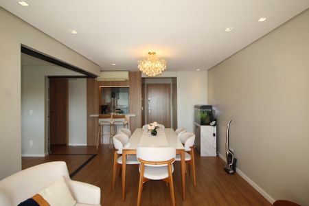 Apartamento à venda com 97m², 3 quartos e 2 vagasSala