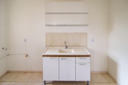 Cozinha e Área de Serviço de apartamento para alugar com 2 quartos, 50m² em Colina de Indaiatuba, Indaiatuba