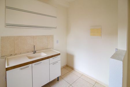 Cozinha e Área de Serviço de apartamento para alugar com 2 quartos, 50m² em Colina de Indaiatuba, Indaiatuba