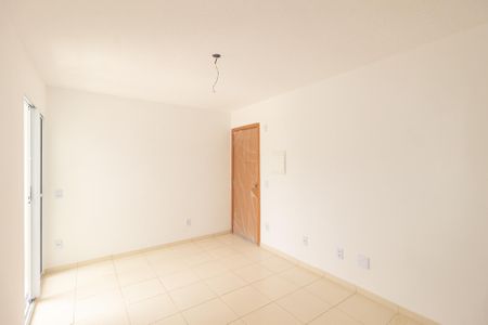 Apartamento para alugar com 44m², 2 quartos e sem vaga Apartamento para alugar com 44m², 2 quartos e sem vagaSala