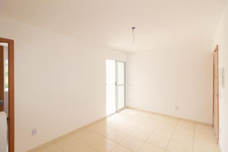 Apartamento para alugar com 44m², 2 quartos e sem vaga Apartamento para alugar com 44m², 2 quartos e sem vagaSala