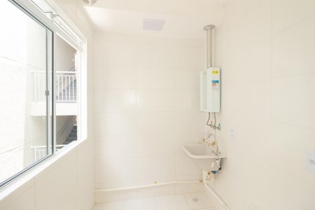 Apartamento para alugar com 44m², 2 quartos e sem vaga Apartamento para alugar com 44m², 2 quartos e sem vagaCozinha e Área de Serviço