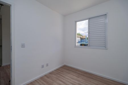 Quarto 1 de apartamento para alugar com 2 quartos, 38m² em Jardim Eledy, São Paulo