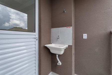 Apartamento para alugar com 38m², 2 quartos e 1 vagaÁrea de Serviço