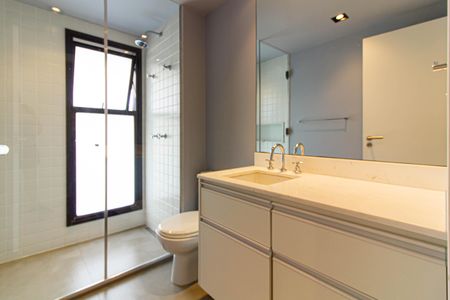 Apartamento à venda com 125m², 2 quartos e 2 vagasBanheiro da Suíte 1