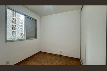 Apartamento à venda com 95m², 3 quartos e 2 vagasQuarto 