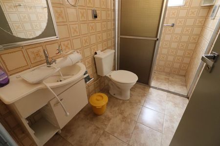 Casa para alugar com 180m², 3 quartos e 4 vagasBanheiro 2