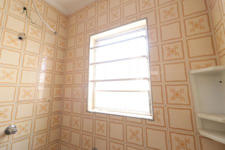 Casa para alugar com 180m², 3 quartos e 4 vagasBanheiro 2