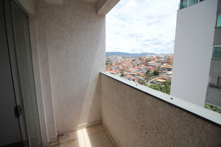 Varanda da Sala de apartamento à venda com 2 quartos, 61m² em Teixeira Dias, Belo Horizonte